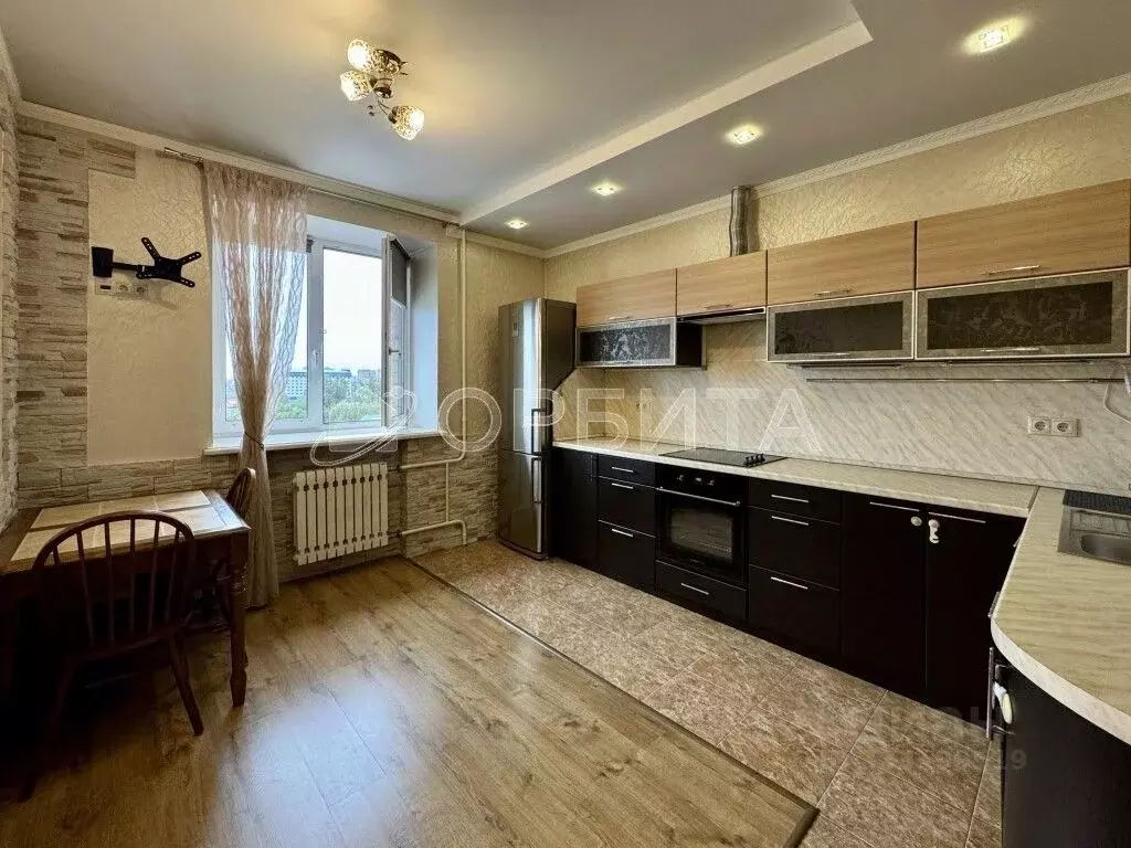 1-к кв. Тюменская область, Тюмень ул. Клары Цеткин, 61к4 (45.3 м) - Фото 1