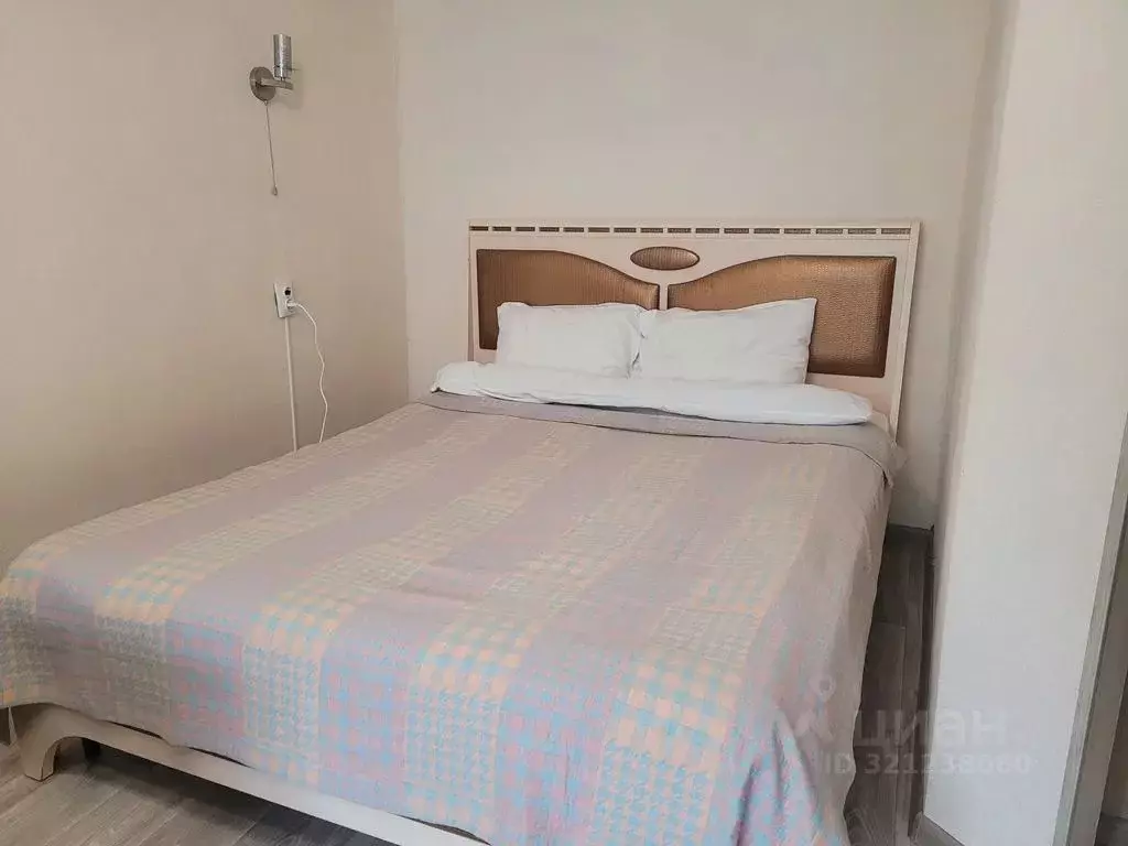 1-к кв. Приморский край, Владивосток Океанский просп., 98 (37.0 м) - Фото 2