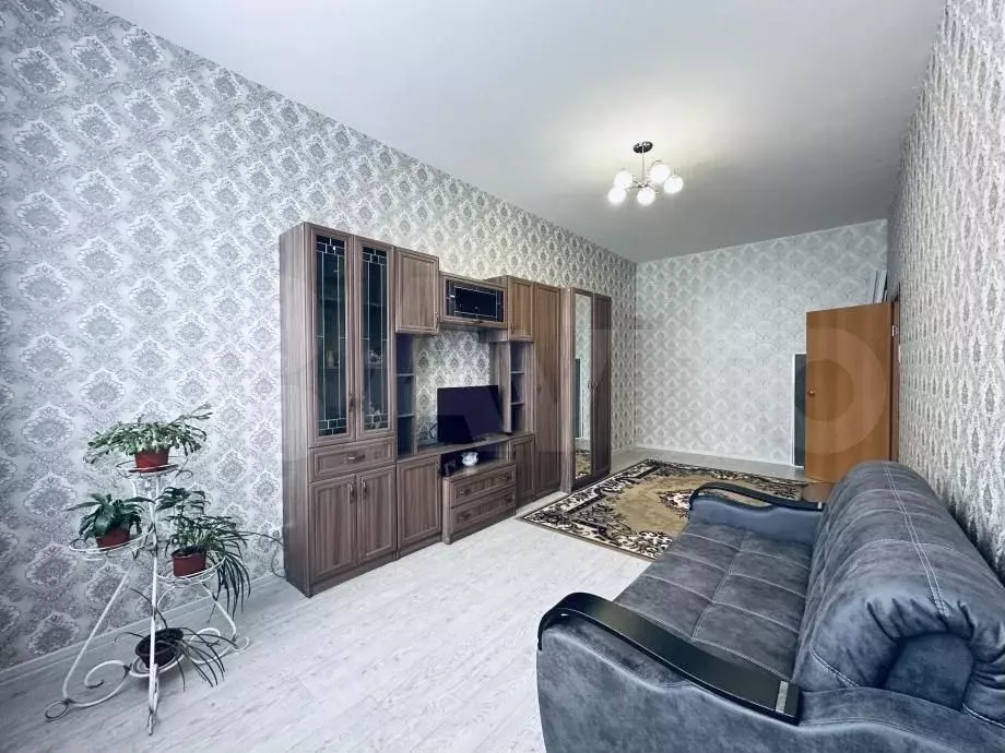 3-к. квартира, 65,4 м, 1/9 эт. - Фото 1