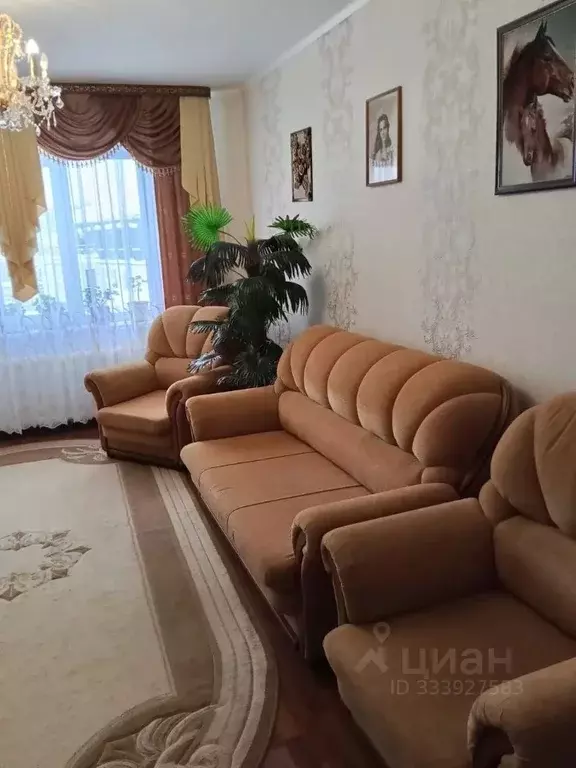 3-к кв. Алтайский край, Белокуриха ул. Братьев Ждановых, 3 (64.7 м) - Фото 2