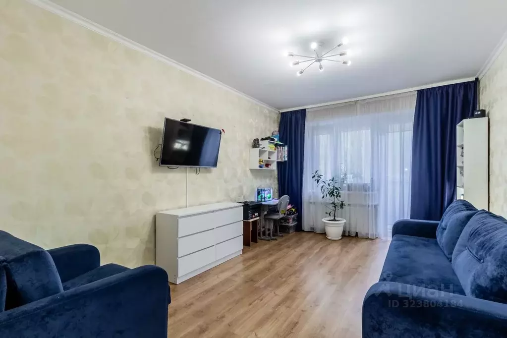 2-к кв. Калининградская область, Калининград Южный бул., 3 (53.4 м) - Фото 1