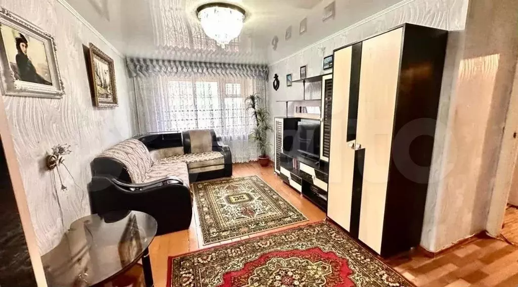 3-к. квартира, 56,8 м, 1/9 эт. - Фото 0