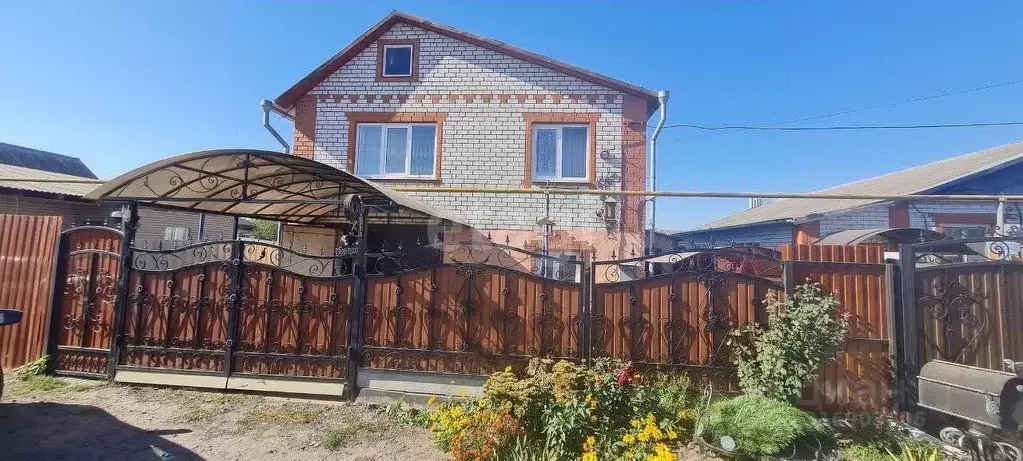 Дом в Белгородская область, Поселок Чернянка городское поселение, ... - Фото 0