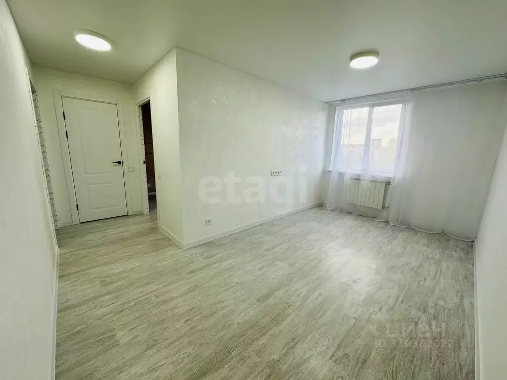 3-к кв. Удмуртия, Ижевск Молодежная ул., 16 (53.0 м) - Фото 1
