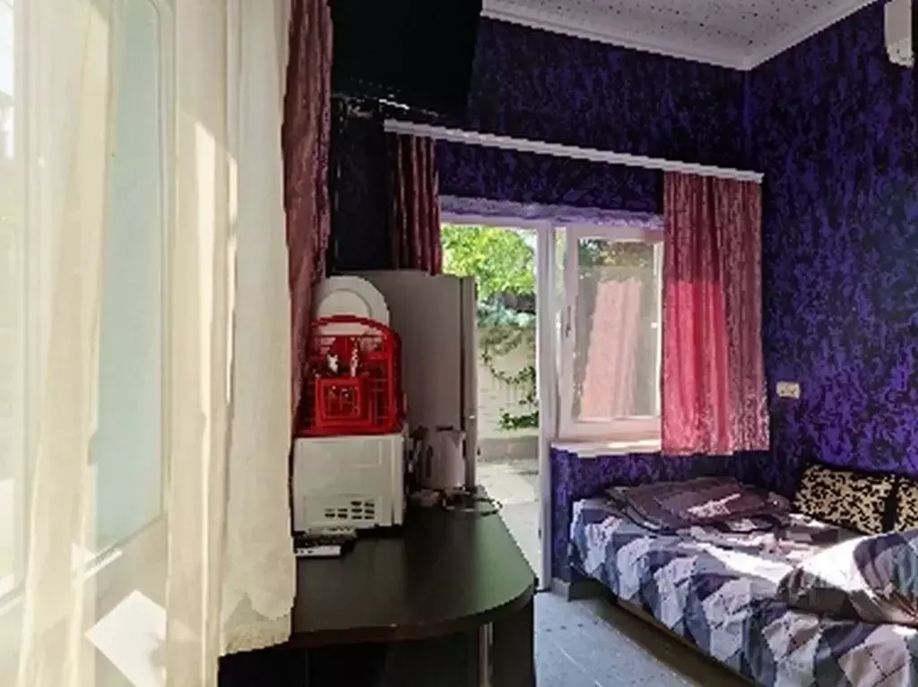 Дом в Крым, Евпатория пл. Металлистов, 24 (18 м) - Фото 1