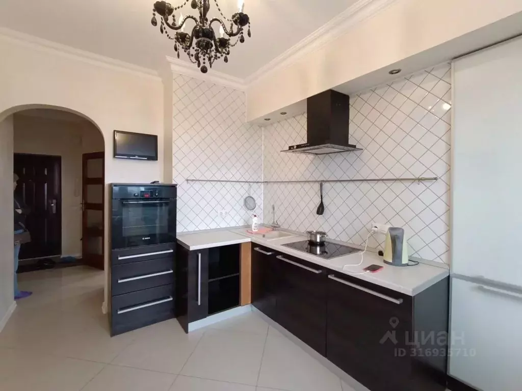 2-к кв. Калининградская область, Калининград ул. Юрия Гагарина, 2Ак6 ... - Фото 0