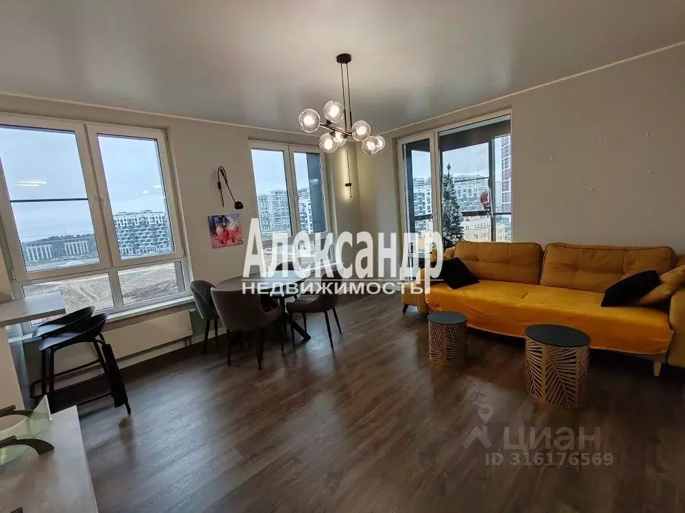 3-к кв. Санкт-Петербург просп. Героев, 33 (85.7 м) - Фото 1