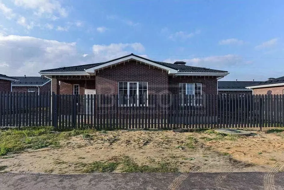 Дом в Воронежская область, Рамонский район, с. Ямное ул. Куйбышева, 8 ... - Фото 1