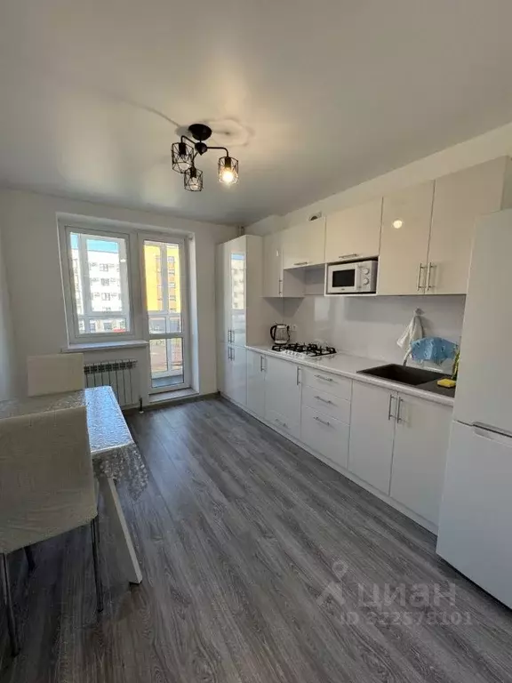 1-к кв. Волгоградская область, Волгоград ул. Иссы Плиева, 8Б (48.0 м) - Фото 1