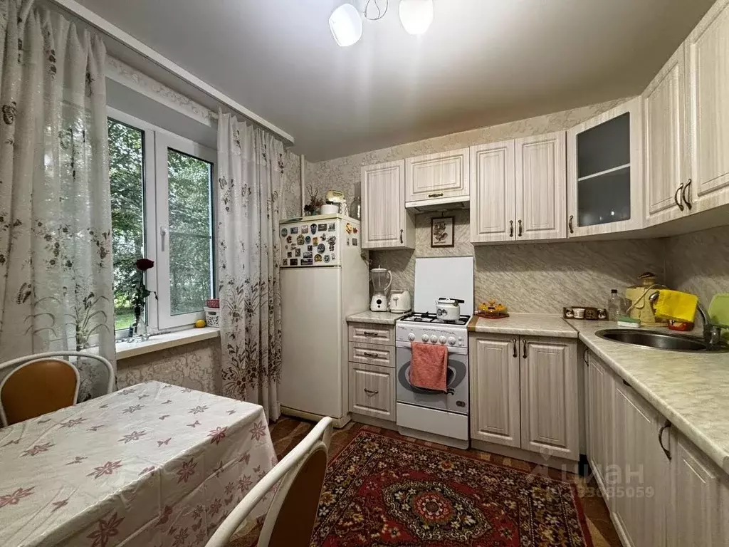2-к кв. Коми, Сыктывкар просп. Бумажников, 34 (51.1 м) - Фото 1