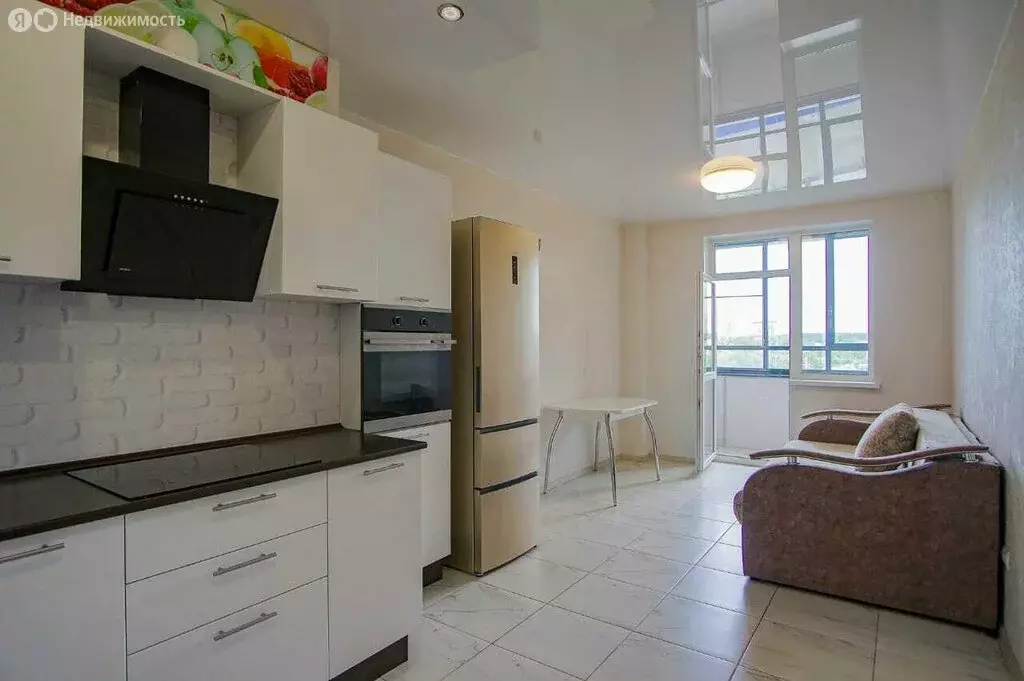 1-комнатная квартира: Екатеринбург, улица Белинского, 177Ак3 (58.7 м) - Фото 2