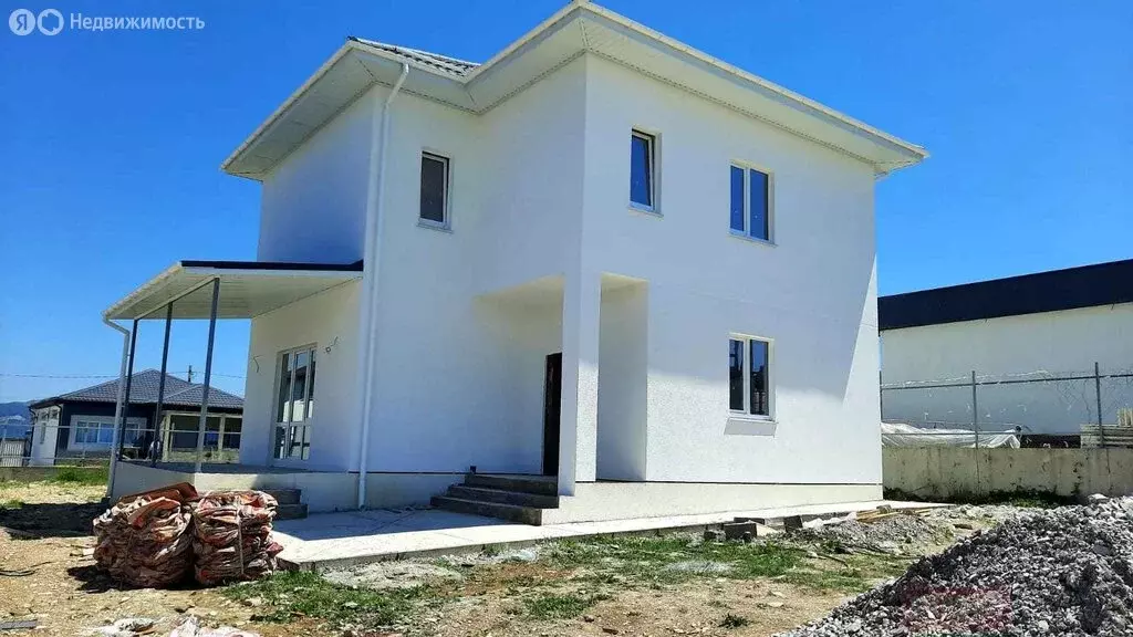 Дом в село Борисовка, улица Адмирала Клыкова (160 м) - Фото 1