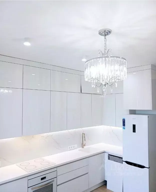 Квартира, 3 комнаты, 100 м - Фото 0