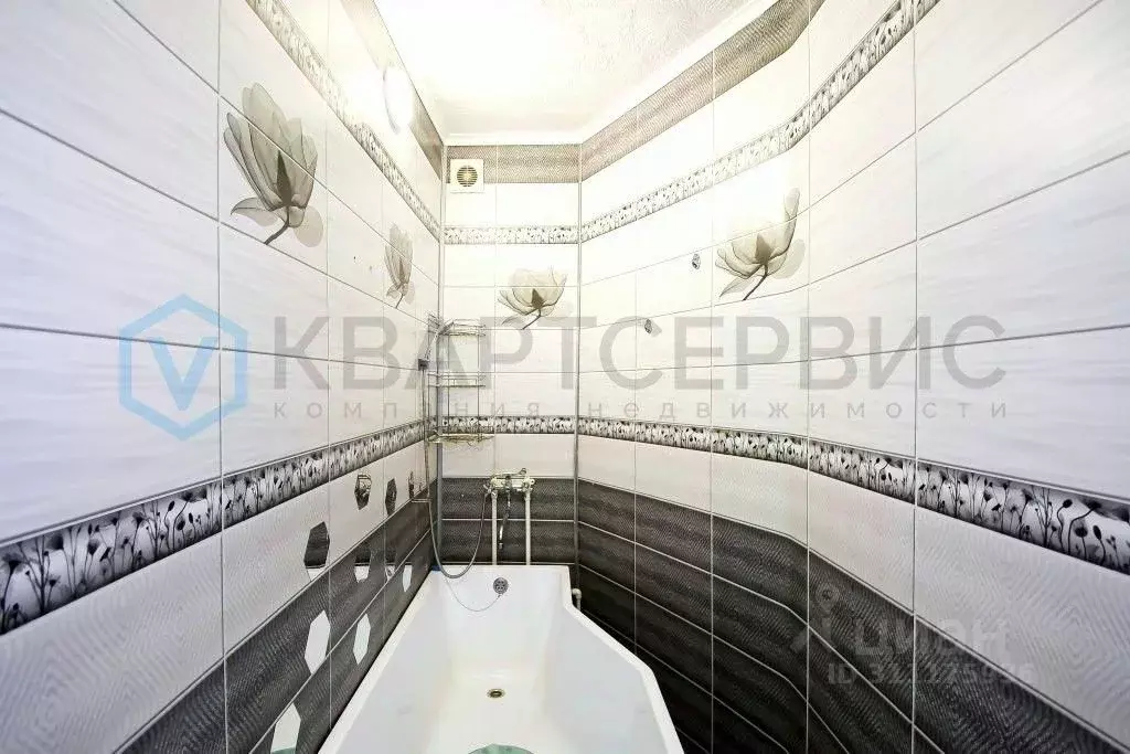 2-к кв. Омская область, Омск ул. Петра Осминина, 28 (37.1 м) - Фото 1