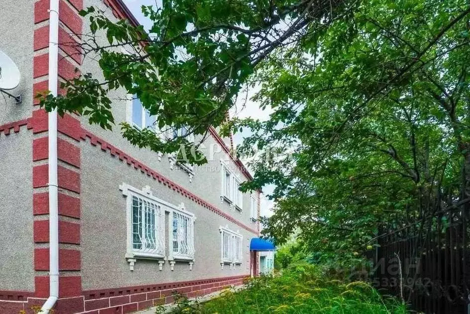 Коттедж в Белгородская область, Старооскольский городской округ, с. ... - Фото 1