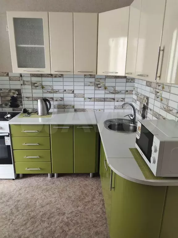 1-к. квартира, 40 м, 9/17 эт. - Фото 0