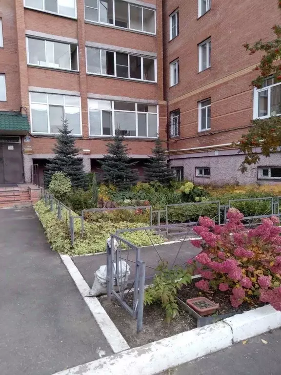 2-к кв. Хакасия, Абакан ул. Комарова, 24 (55.0 м) - Фото 1