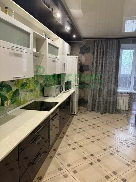1-к. квартира, 60 м, 3/14 эт. - Фото 1