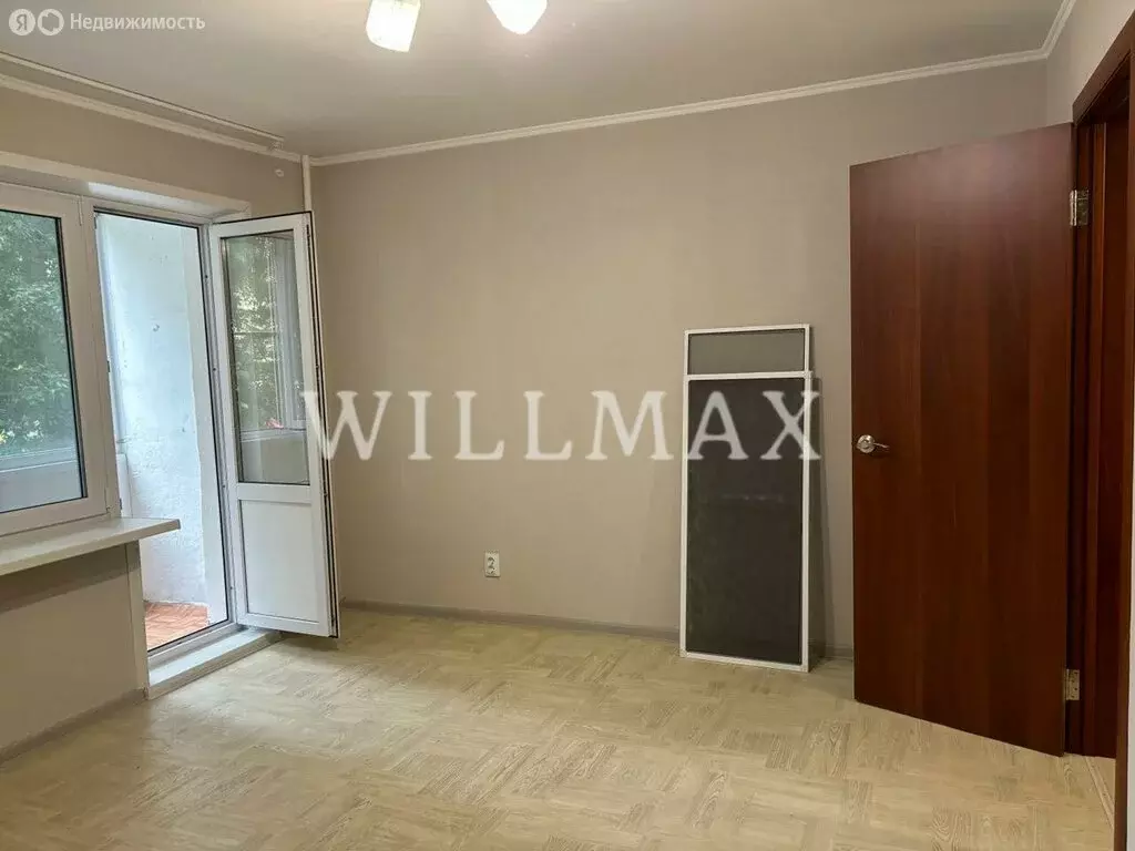 1-комнатная квартира: Тюмень, улица Газовиков, 18 (30 м) - Фото 1