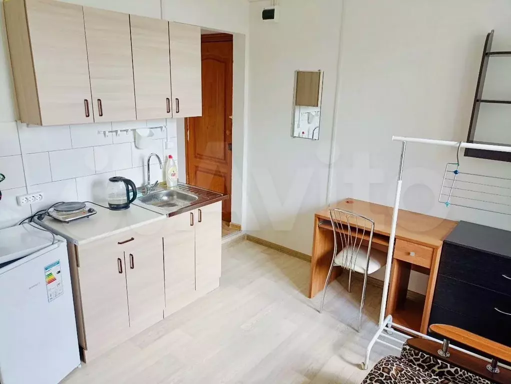 Комната 10 м в 1-к., 1/4 эт. - Фото 0