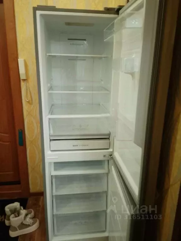 1-к кв. Татарстан, Нижнекамск ул. Мурадьяна, 10 (30.0 м) - Фото 0