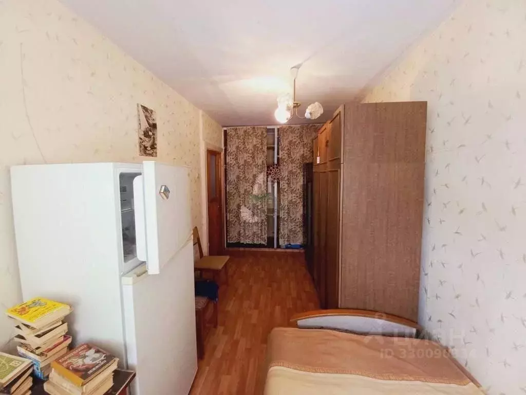 3-к кв. Саратовская область, Красный Октябрь рп ул. Октябрьская, 16 ... - Фото 2