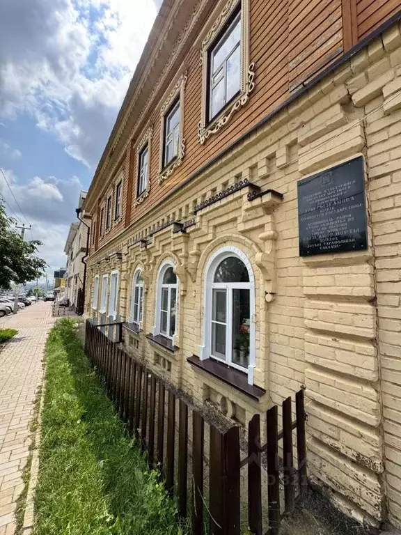 Помещение свободного назначения в Татарстан, Арск ул. Сызгановых, 17 ... - Фото 0