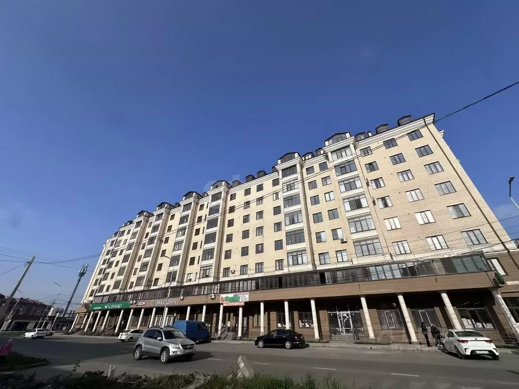 2-к кв. Северная Осетия, Владикавказ ул. Курсантов-Кировцев, 4А (68.0 ... - Фото 0