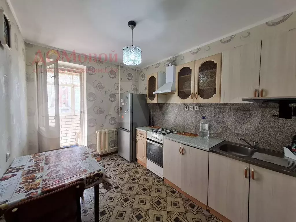1-к. квартира, 38 м, 1/9 эт. - Фото 0