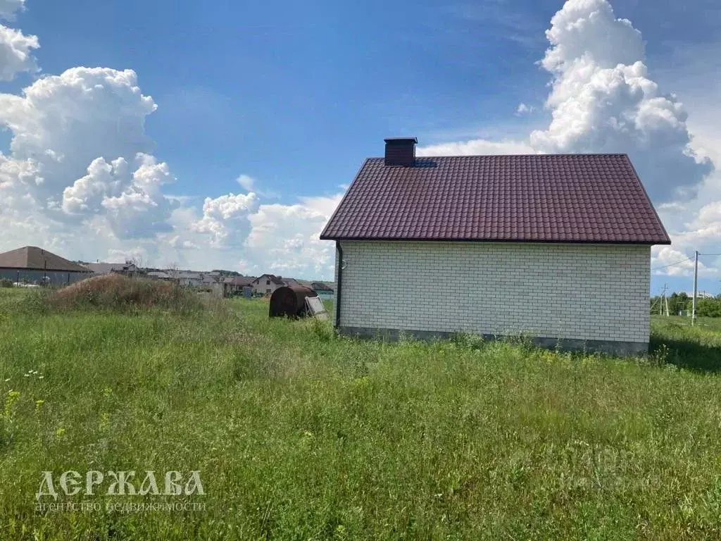 Коттедж в Белгородская область, Старооскольский городской округ, с. ... - Фото 0