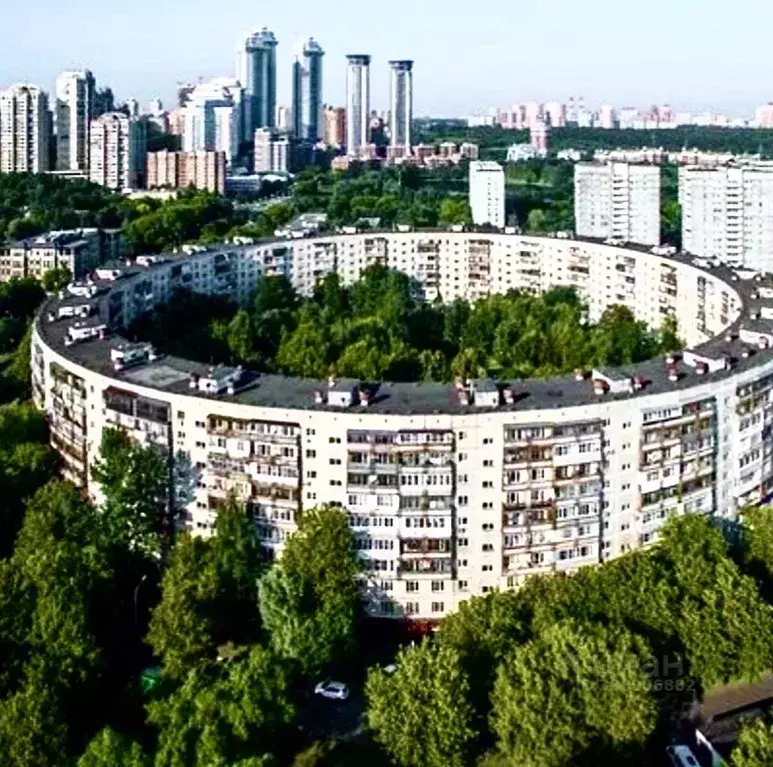 Комната Москва ул. Довженко, 6 (23.0 м) - Фото 1