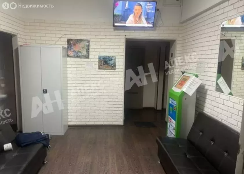 Помещение свободного назначения (226 м) - Фото 2