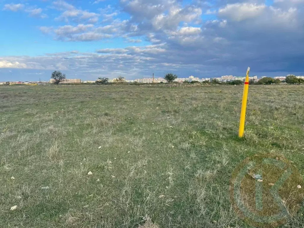 Участок в Крым, Сакский район, с. Уютное  (7.68 сот.) - Фото 1