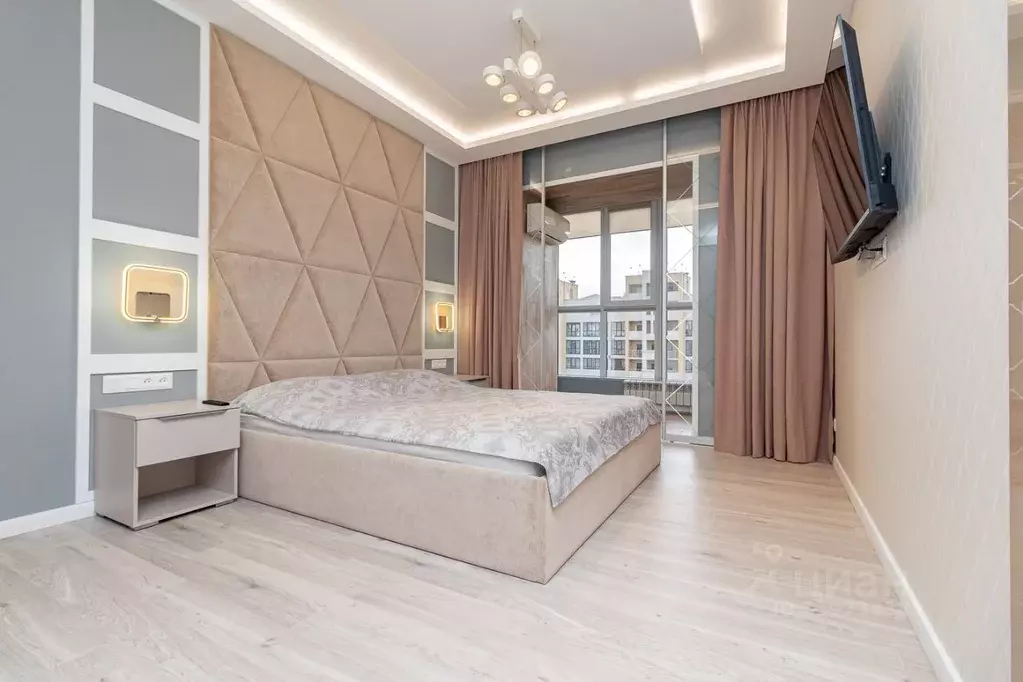 2-к кв. Омская область, Омск ул. Красный Путь, 105к3 (65.0 м) - Фото 1