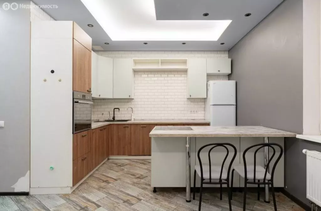 1-комнатная квартира: Санкт-Петербург, улица Адмирала Трибуца, 10 ... - Фото 1