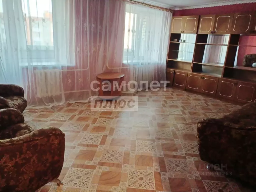 2-к кв. Пензенская область, Пенза Коммунистическая ул., 41б (67.3 м) - Фото 0