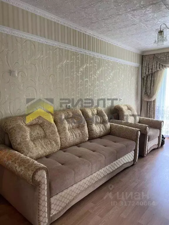 3-к кв. Омская область, Омск ул. Малиновского, 8А (49.0 м) - Фото 0