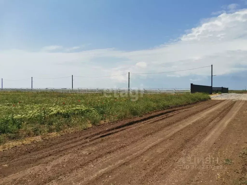 участок в крым, сакский район, с. штормовое ул. ленина (6.0 сот.) - Фото 0