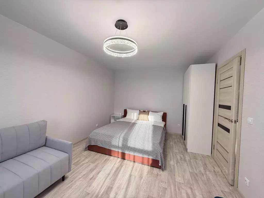 1-к кв. Краснодарский край, Новороссийск ул. Имени Владимира Бута, 15 ... - Фото 0