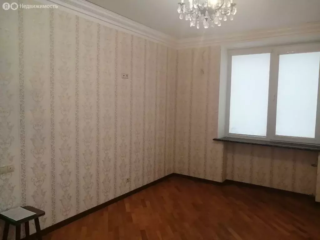 3-комнатная квартира: Саратов, улица имени А.С. Пушкина, 6/8 (75.7 м) - Фото 2