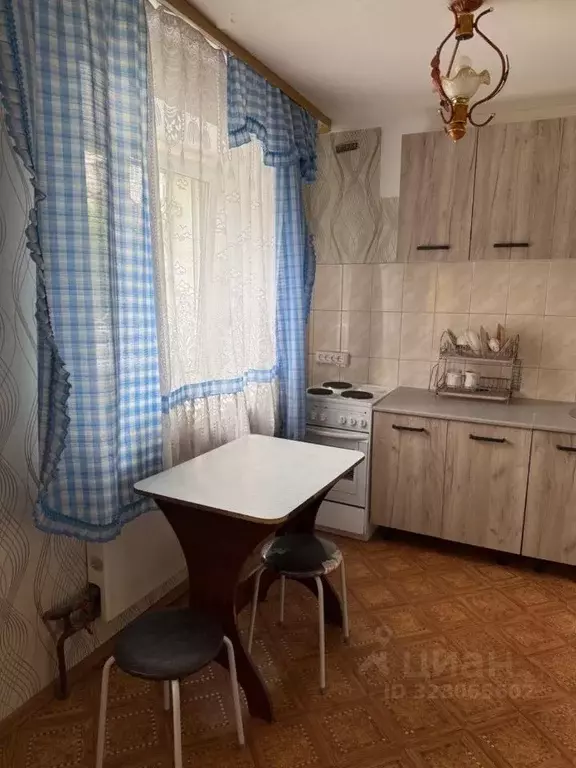 1-к кв. Иркутская область, Иркутск ул. Красноказачья, 2 (33.0 м) - Фото 1