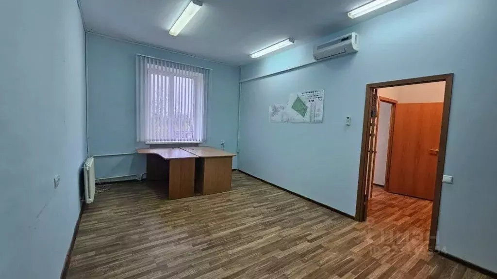 Офис в Новгородская область, Великий Новгород ул. Германа (15 м) - Фото 2