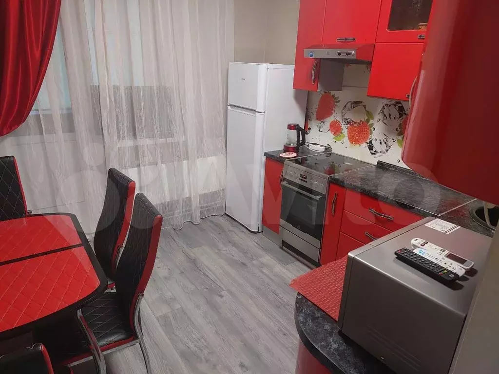 1-к. квартира, 41,7 м, 1/9 эт. - Фото 0