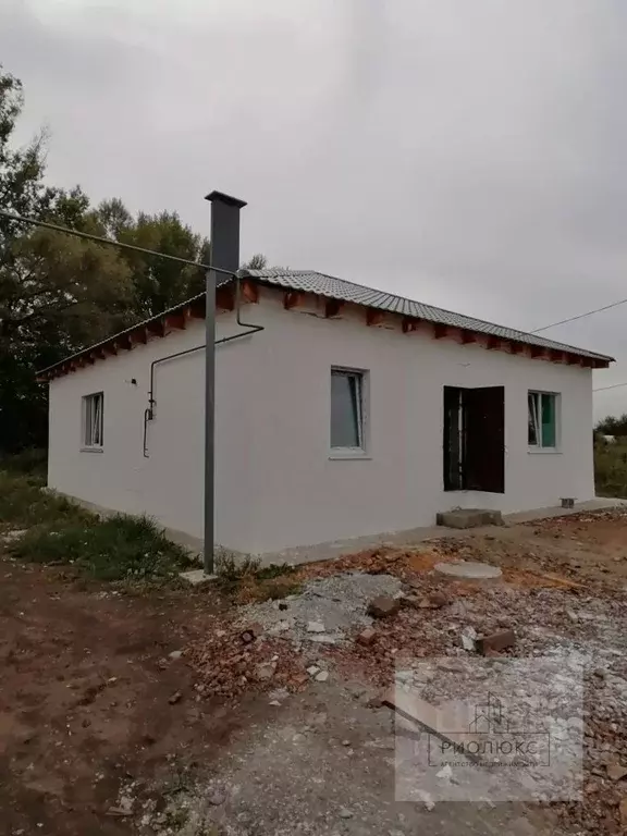 Дом в Челябинская область, с. Агаповка ул. Известковая, 24Б (100 м) - Фото 2