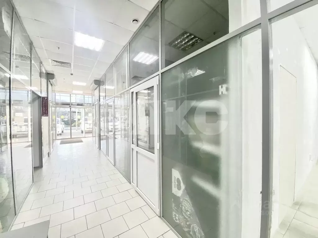 Торговая площадь в Краснодарский край, Горячий Ключ ул. Ленина, 185Б ... - Фото 2