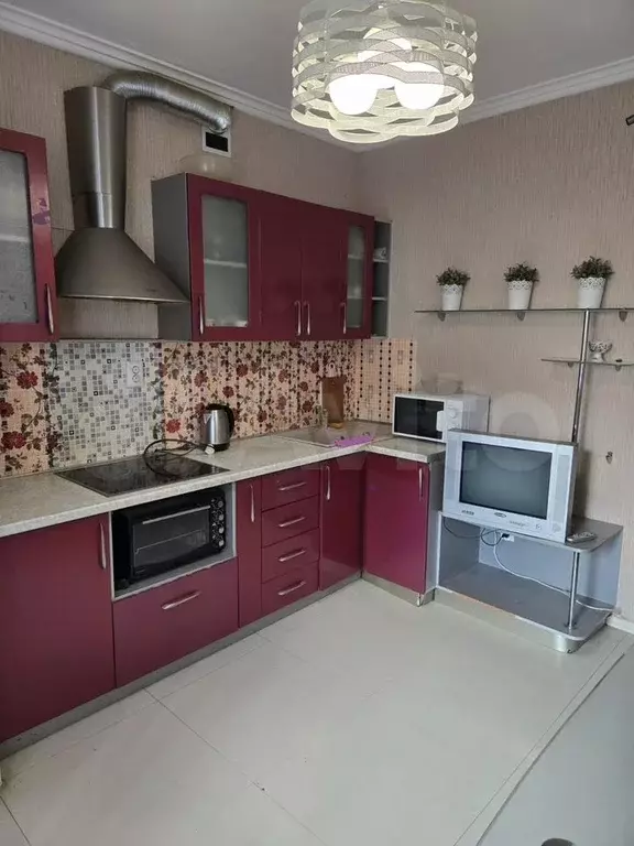2-к. квартира, 63 м, 2/9 эт. - Фото 1
