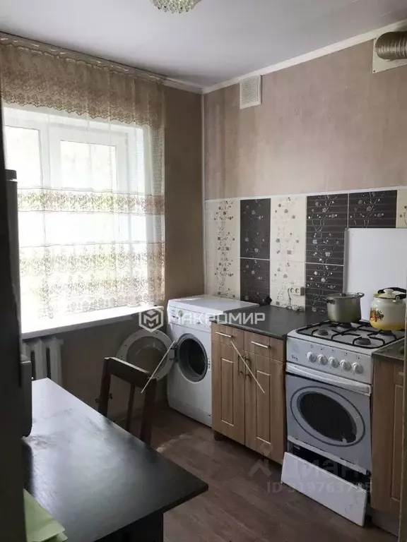 1-к кв. Брянская область, Брянск ул. Кольцова, 3 (30.0 м) - Фото 0