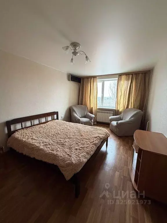 2-к кв. Севастополь ул. Генерала Коломийца, 5 (64.0 м) - Фото 0