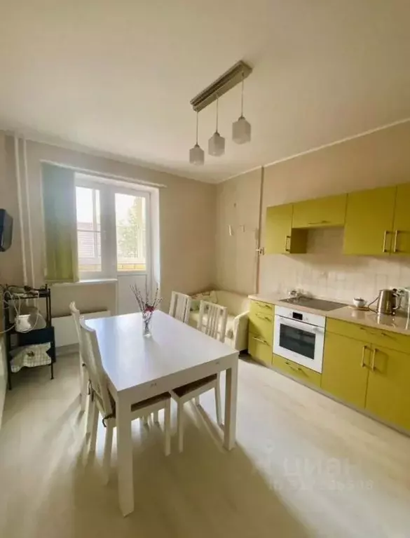 2-к кв. Московская область, Королев Полевая ул., 43/12 (70.3 м) - Фото 0
