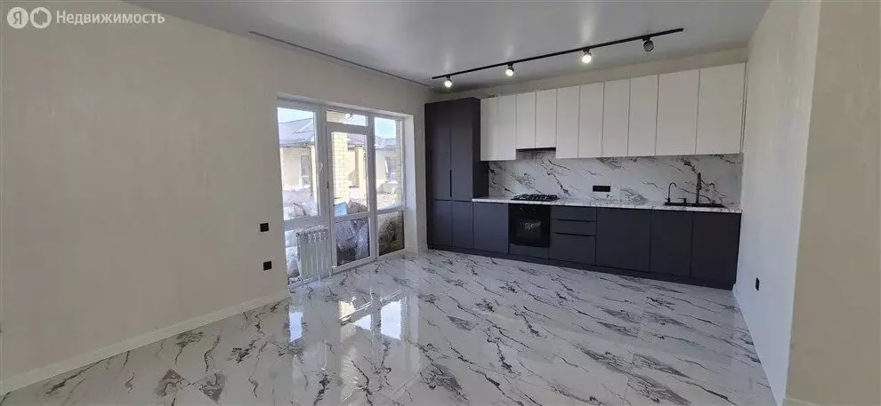 Дом в Михайловск, улица Дмитрия Подопригора (100 м) - Фото 2